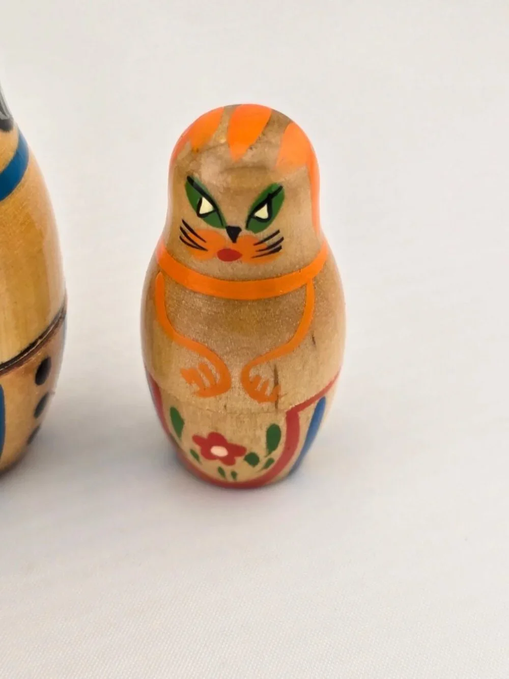 Vintage USSR Nesting Dolls, Stacking Dolls 6 Piece Family